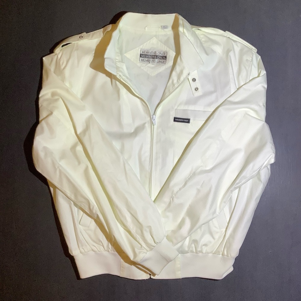 Vintage 1980s Members Only | Lightweight Jacket | White | Size 42 | Minor Wear